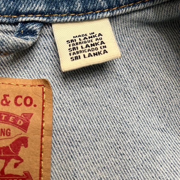 Levi's Jacket - Picture 10 of 12